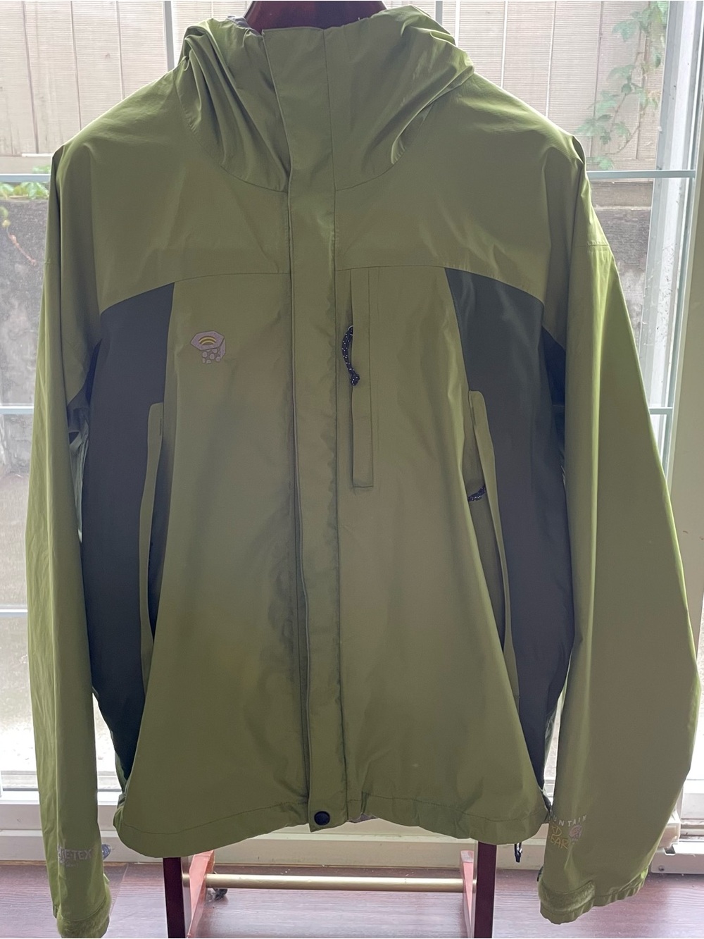Mountain Hardwear Gore-Tex Paclite Waterproof Rain Shell Jacket Olive Green (M)